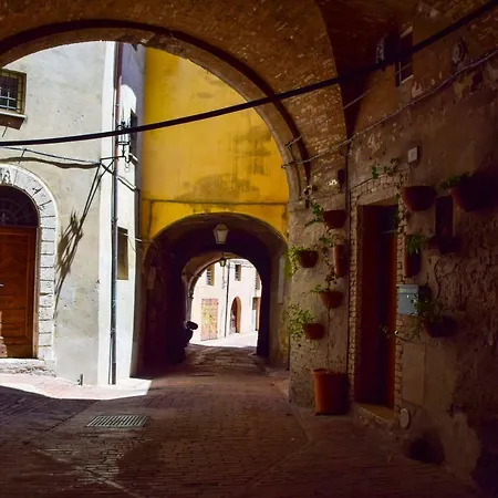 In Centro Da Piero - In Via Della Viola 佩鲁贾